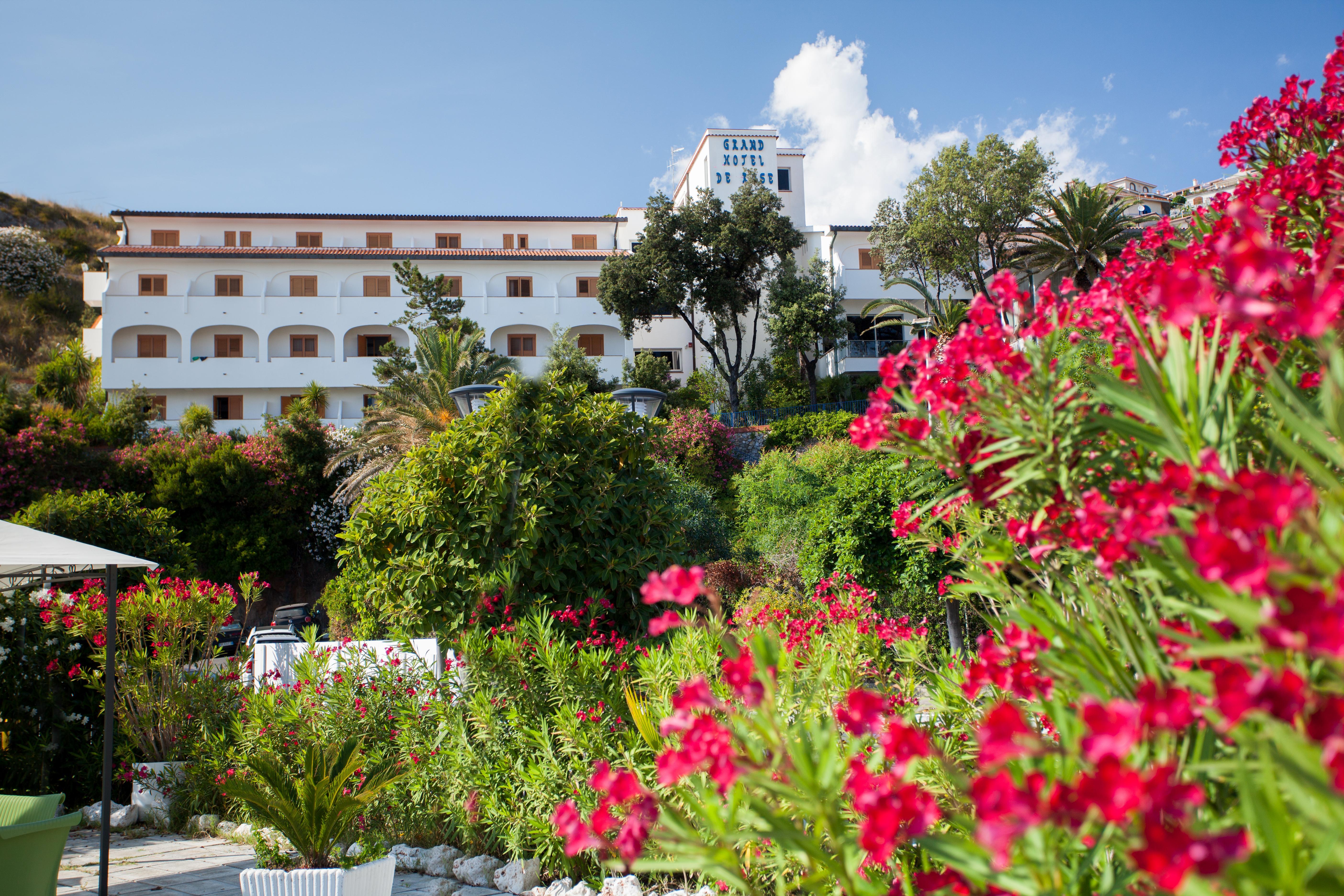 Grand Hotel De Rose スカレア エクステリア 写真